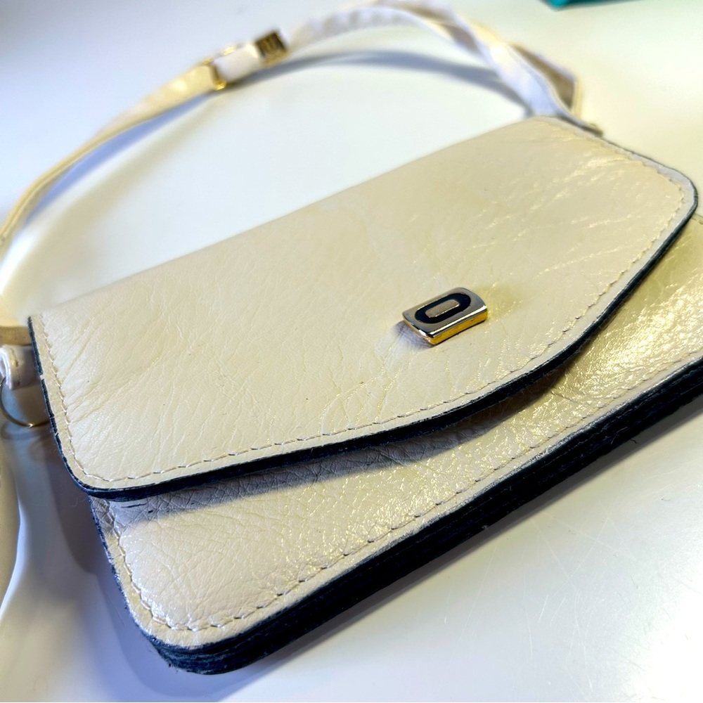 Fiona Beige Leather Crossbody Wallet Clutch Slim Purse, magnetic flap closure.